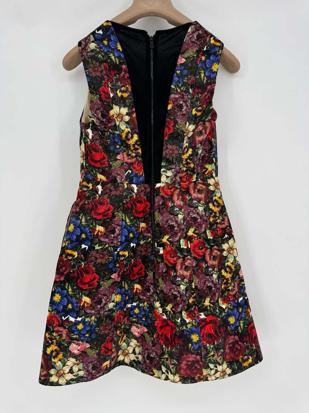 alice + olivia Kiro Floral Print Mini Dress V-Neck Size 6 - Picture 1 of 10